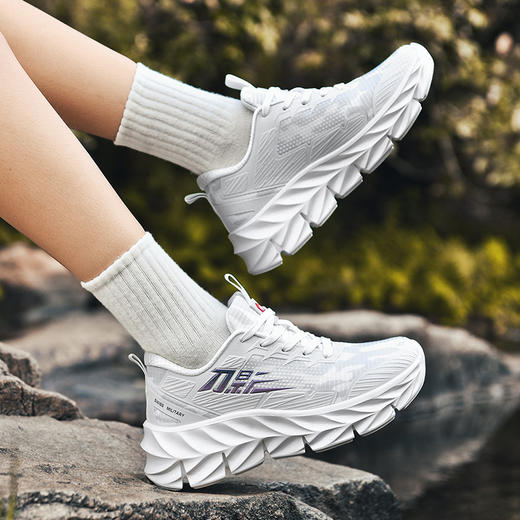 瑞士军工男女鞋户外防滑减震运动鞋徒步耐磨休闲鞋跑步鞋 商品图8