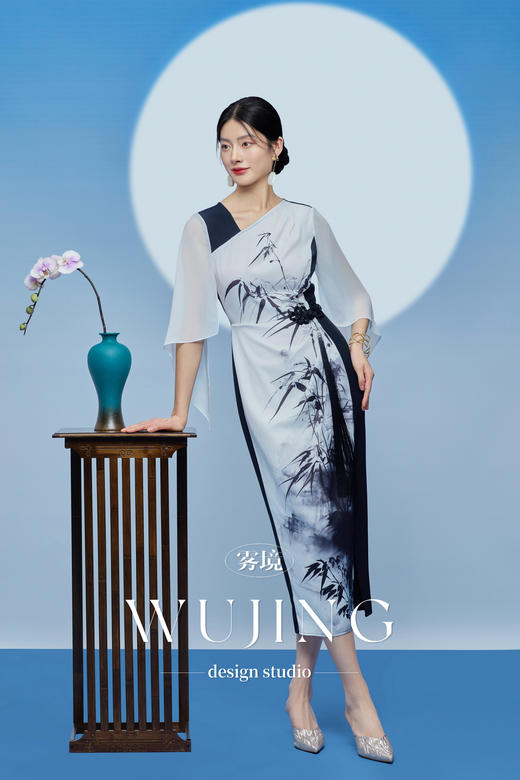 3205137 晚风听竹 进口蜂窝缎/韩国进口水晶乔其纱连衣裙 雾境 商品图3