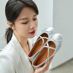 德芙琳Kacey Devlin2025春季新款蝴蝶结浅口单鞋KD1901