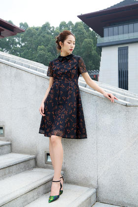 🌺春日新章｜当东方红墙邂逅双枝玫瑰🌹