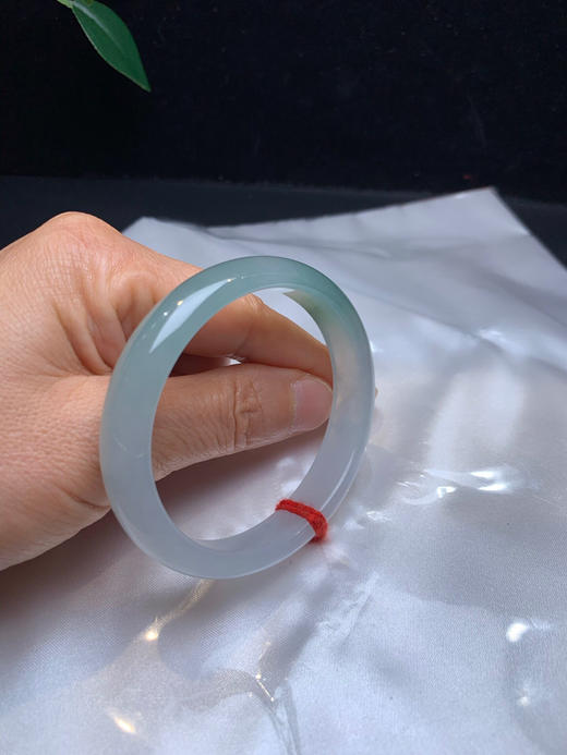 612547，55.7冰晴绿贵妃，冰润清新，一半带晴绿底 商品图5