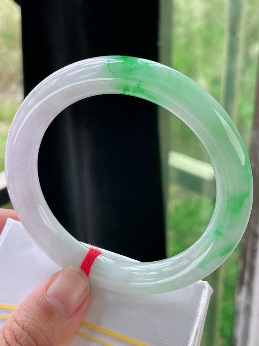 58圆条翡翠手镯 商品图1