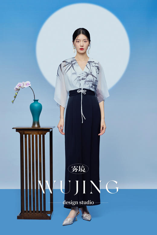 3205134 晚风听竹 进口蜂窝缎/韩国进口水晶乔其纱连体裤 雾境 商品图1