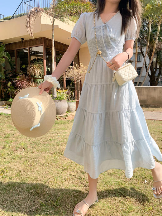 <曾小咸推荐>现货秒杀！卖完不补 ！微信粉丝打折价！！浅蓝色收腰连衣裙 日常229.99/件 立减140 秒杀89.99/件！！ 商品图8