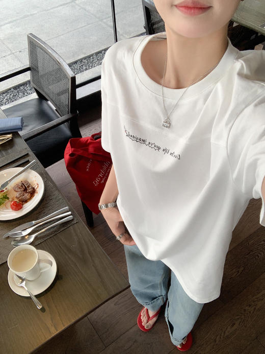 <曾小咸推荐>新品现货秒杀！卖完下架不再补 ！微信粉丝打折价！！白色字母印花短袖 日常119.99/件 立减50 秒杀69.99/件！！ 商品图7