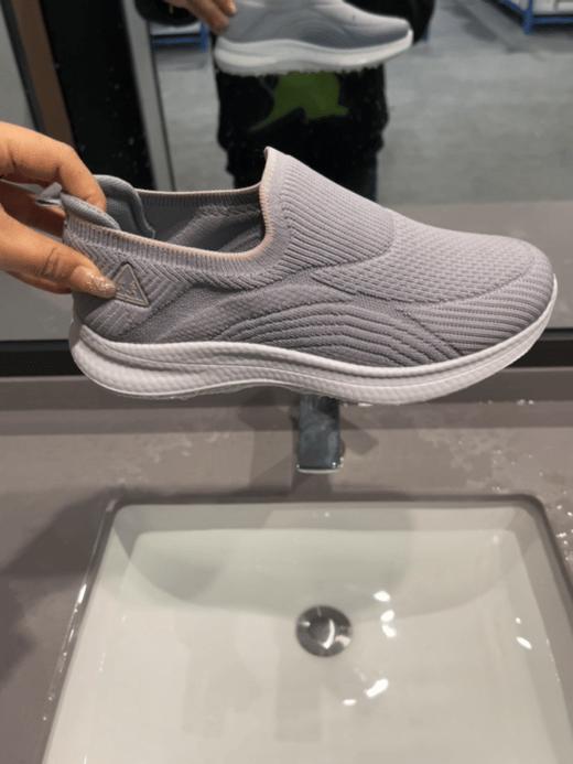 附实拍~健步如飞🏃自穿、送长辈都很赞~【意大利凯撒KAISER新款情侣飞织鞋】透气不闷脚，软底软面！性价比封神👑运动/日常/通勤都好穿~✅超轻盈🍃男女同款❗免系带、鞋带款可选！不挑脚型！ 商品图2