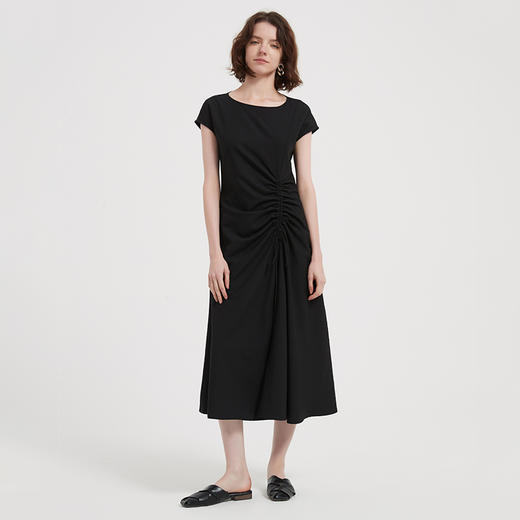 【2件9折】【Petit Bari】解构不对称设计感显瘦连衣裙长裙 商品图0