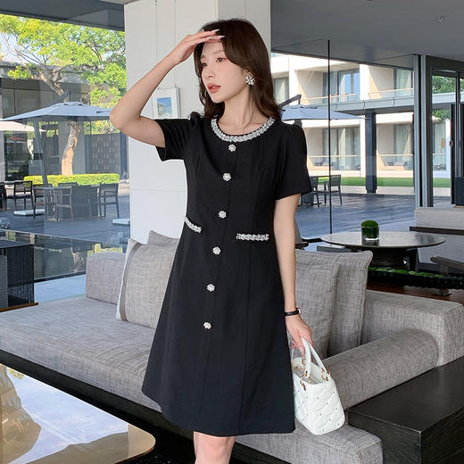 奢姿大码女装2025夏季钉珠减龄连衣裙胖妹妹小香风设计时尚裙子9952869708 商品图3