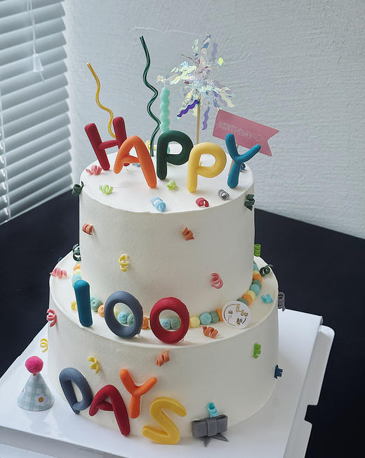 英文字母双层蛋糕 （提早24小时预订） 商品图1