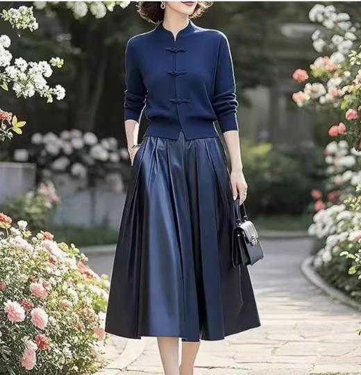 （预售15天）中式国风典雅蓝色针织衫，半身裙套装两件套LJX-370 商品图0