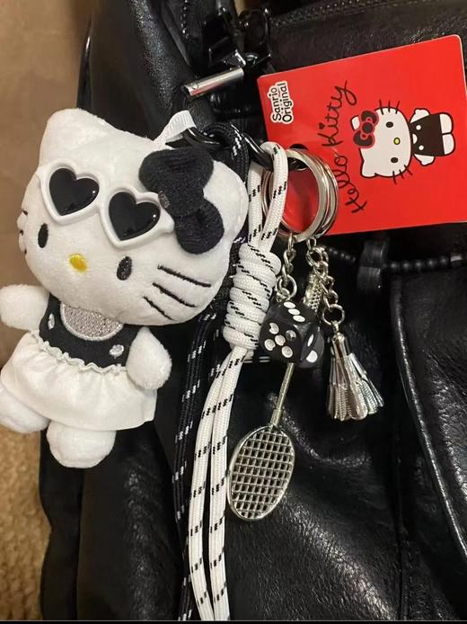 分镜头Hello Kitty挂件少女心爆棚的时尚 各种包包的最佳拍档 商品图4