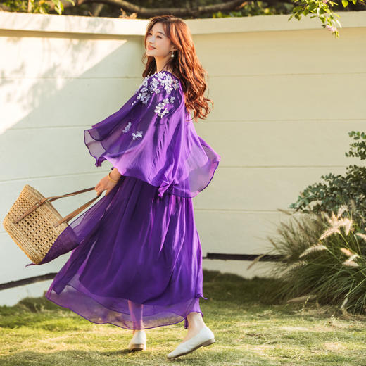 【林栖设计小店】(现货）秀场同款丁香花连衣裙手工多色披肩2025春夏新品两件套女S1953002 商品图5