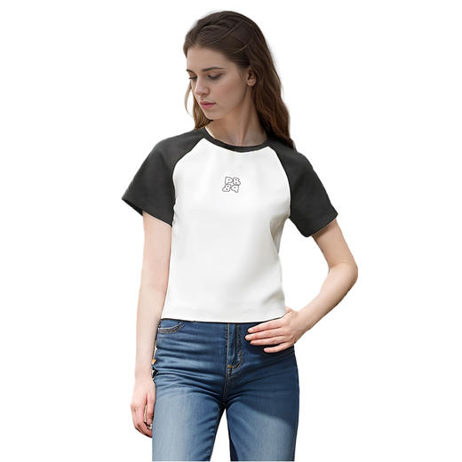 【2件9折】【Petit Bari】撞色插肩袖印花修身短袖T恤 商品图0