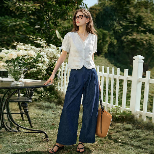 OLrain欧芮儿白色法式度假蕾丝衫2025夏下摆拼接花边V领设计上衣 商品图3