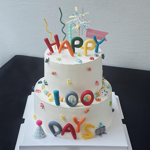 英文字母双层蛋糕 （提早24小时预订） 商品图0