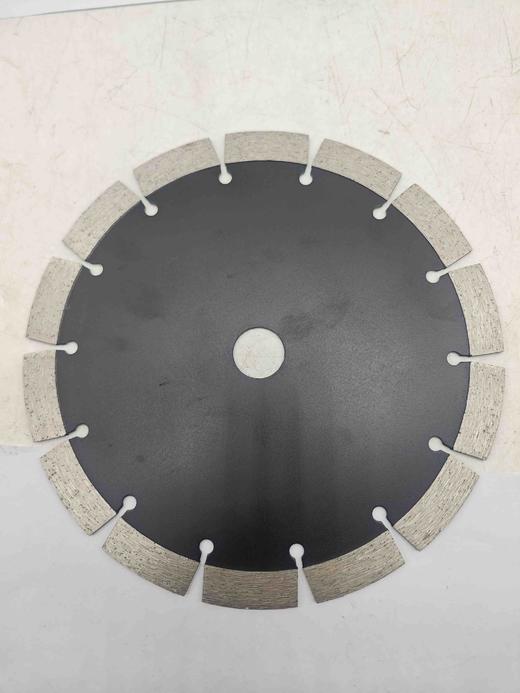 【货号03330】210开槽机锯片210*22.23*2.4开槽机专用锯片高钴热压锯片石材切割片 商品图2