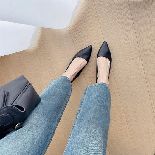 ROW家原版开模真皮女鞋浅口尖头粗方跟单鞋通勤小皮鞋 商品图5