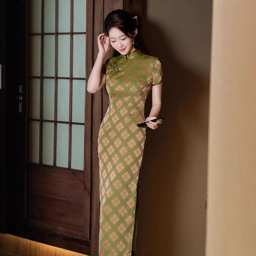 改良年轻款新中式2025春季新款复古民国风日常格子旗袍GSJ9202 商品图3