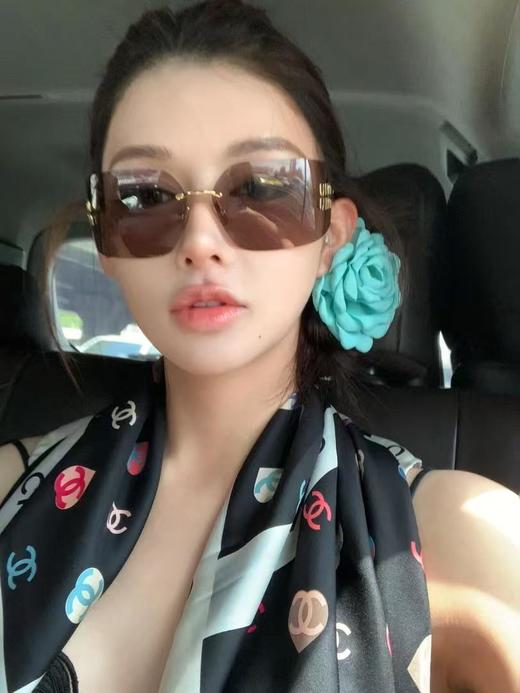 缪缪不规则形太阳眼镜（JH） 商品图1