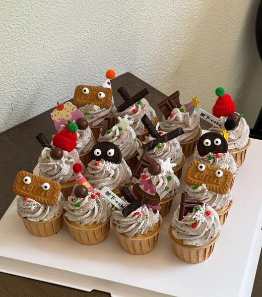 【优品系列】---奥利奥奶油款【纸杯蛋糕】 商品图0