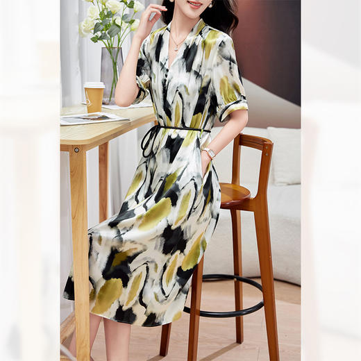 KQ-P09066轻奢弹力缎真丝连衣裙女V领优雅气质修身显瘦系带桑蚕丝裙子 商品图0