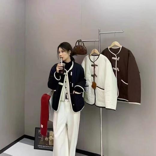 太划算了！！韩系28019 精致绗缝夹棉拼灯芯绒外套-喜出 商品图0