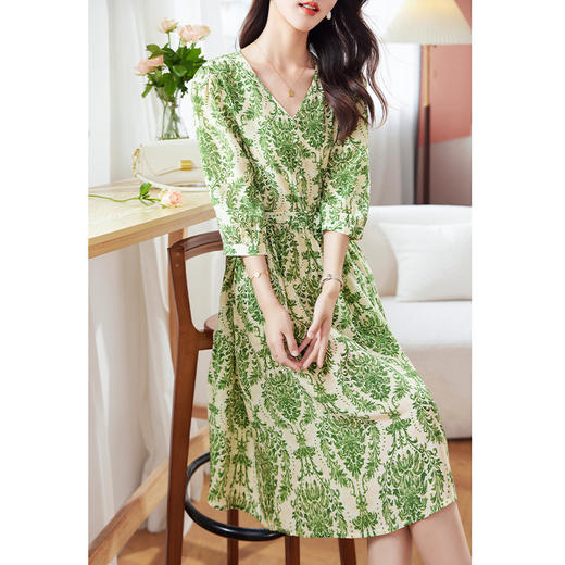 KQ-29393双绉真丝连衣裙气质2025夏季新款气质收腰显瘦洋气碎花中长款裙子 商品图0