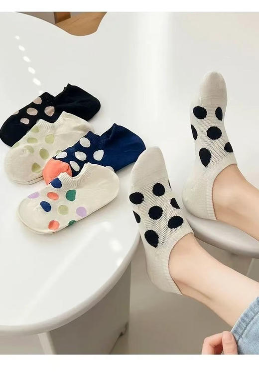 【正品Galouu韩风波点不掉跟隐形浅口船袜】韩风满满的波点船袜戳心巴了！好小清新~

均码 35-40，五双一组 商品图7