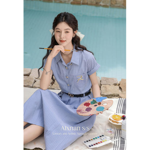 鹿向南「miu系学姐」文艺气质蓝色连衣裙女2025新款夏装显瘦裙子 商品图4