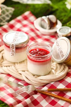 多重莓莓米布丁