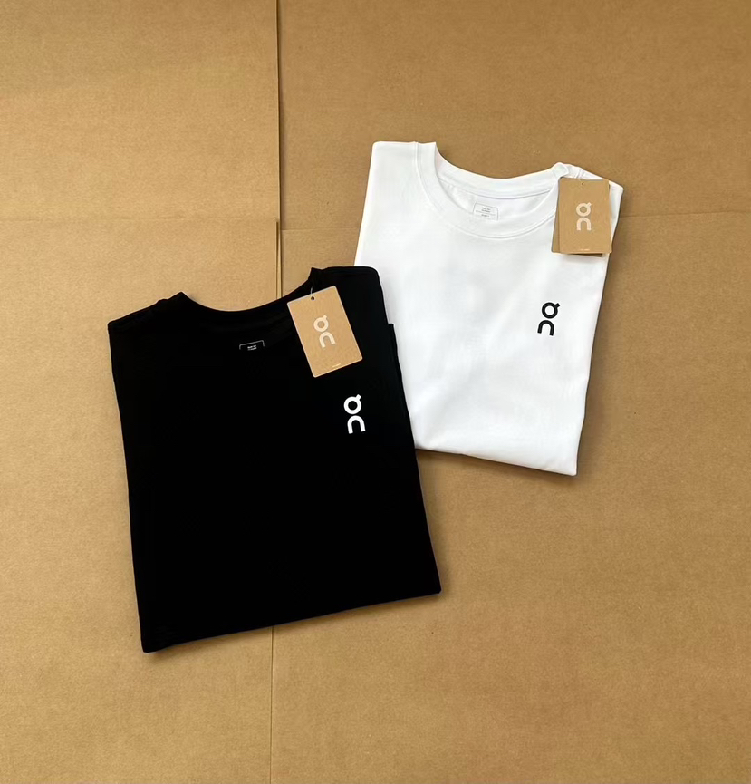 原单正品 On昂跑 Club Long-T Club 系列休闲短袖 T 恤 男女同款
黑白两色，尺码S-XL