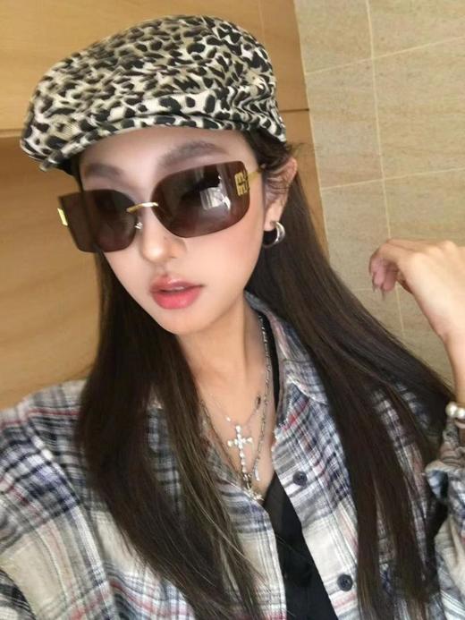 缪缪不规则形太阳眼镜（JH） 商品图2