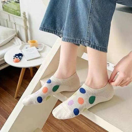 【正品Galouu韩风波点不掉跟隐形浅口船袜】韩风满满的波点船袜戳心巴了！好小清新~

均码 35-40，五双一组 商品图13