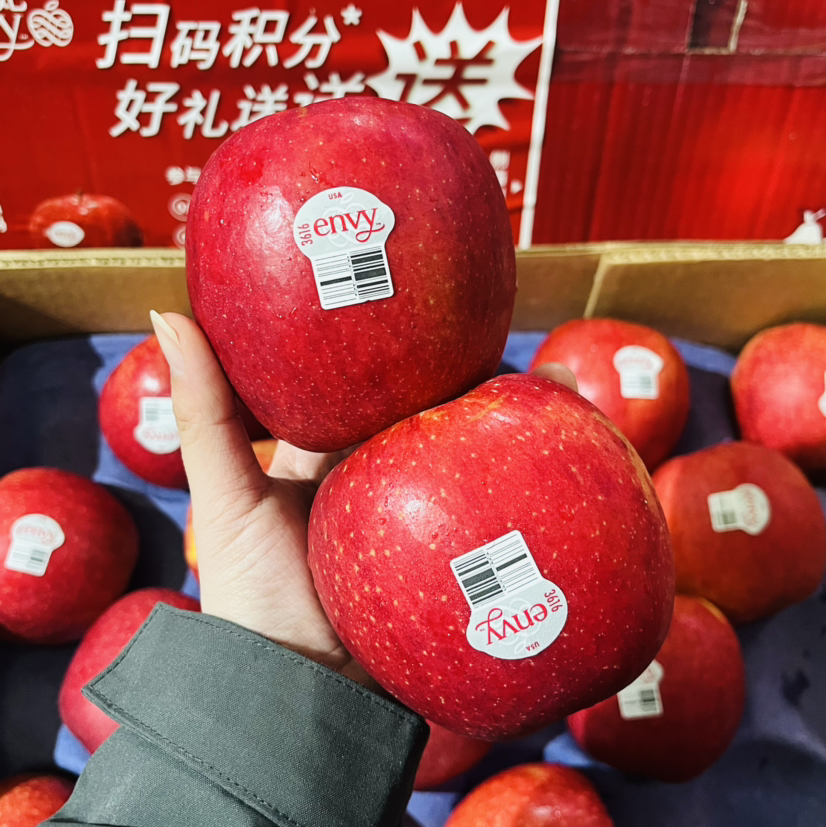 爱妃苹果 多规格可选择     爽脆甜可口，不易氧化