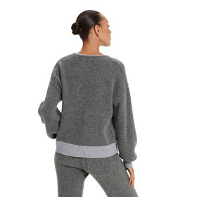 2楼UGG1117779外出服吊牌价2299