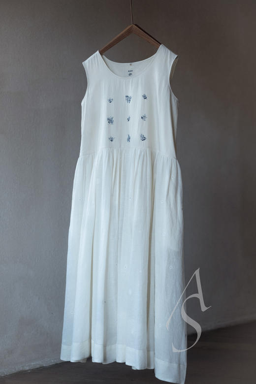 Maku 米白色手织丝棉钩绣无袖连衣裙 商品图6