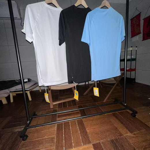 原单正品 Klattermusen攀山鼠 GROA
先知格罗雅2025年全新轻量快干功能短袖

颜色：渡鸦黑Raven丶水鸭蓝Teal Blue丶雪白色Snow
尺寸：S~XL 商品图3