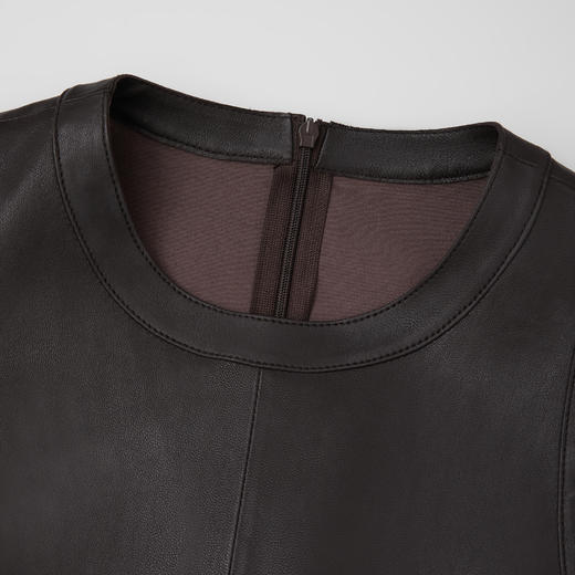 ROMI STUDIO“率性自我”进口弹力绵羊皮轻柔修身皮背心 RWBWWT1480 商品图2