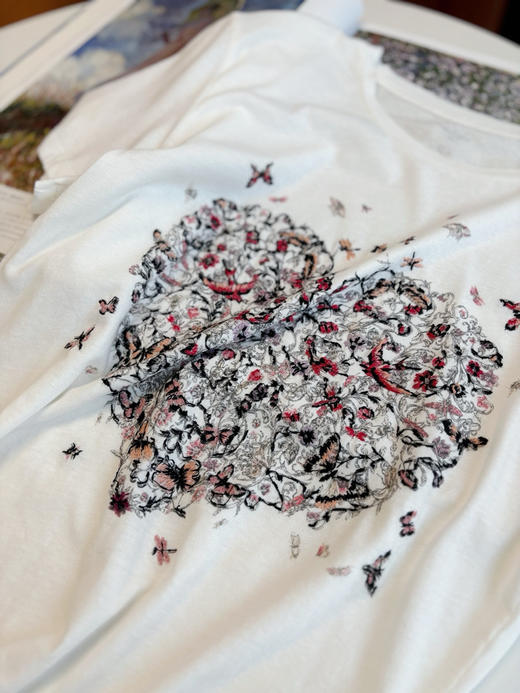 Di*r 25 春夏 T 恤|满满手工刺绣 商品图8