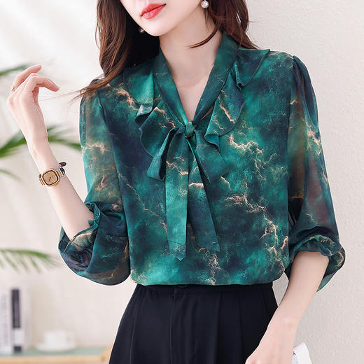 法式通勤飘带气质印花上衣，荷叶边优雅显瘦百搭衬衣KQL-E324N1413 商品图1