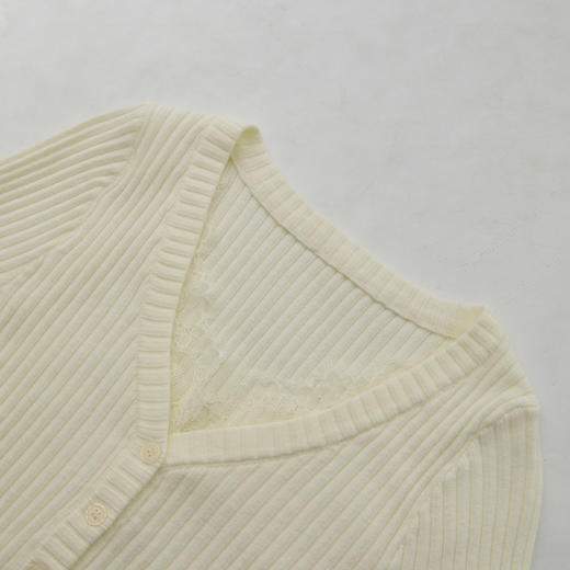 【蕾丝拼接】纯欲辣妹风V领长袖T恤女2025修身收腰上衣V0050357 商品图5