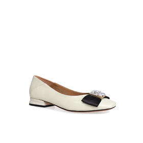 豪麟名鞋奥莱迪嘉女鞋平底鞋DJMEO51WP206白色  原价1660元