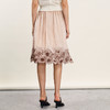谜底优雅半身裙2024夏季新款文艺风格子刺绣宽松中长裙242MB0651 商品缩略图2