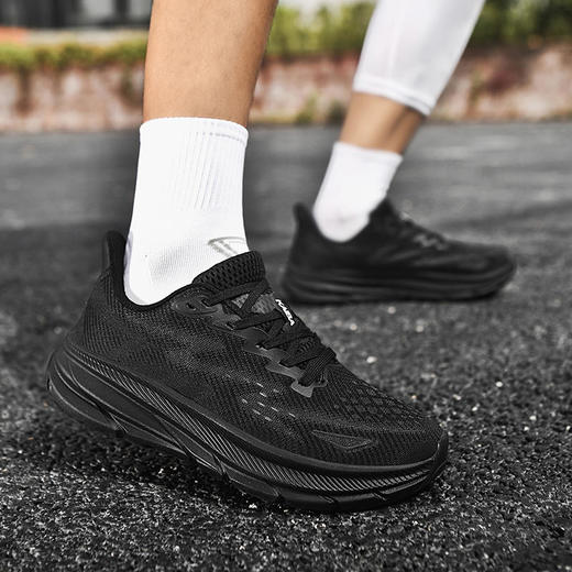 【超模君严选 立体耐磨纹理高能回弹】KAIBA 越野跑鞋 全新柔软MD材质轻量化设计 商品图2