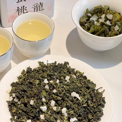 【强韵-蜜桃乌龙】买1罐，送1罐！！安溪铁观音乌龙茶+蜜桃冻干， 乌龙茶绵柔甜润，茶香四溢，蜜桃馥郁果甜而不腻，口感丝滑香，100克/罐 商品图5