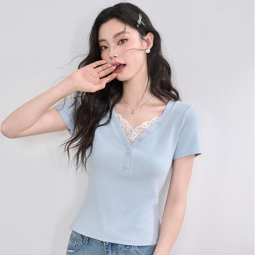 西遇蕾丝边短袖t恤女夏季新款外搭正肩v领修身短款上衣D0050675 商品图2