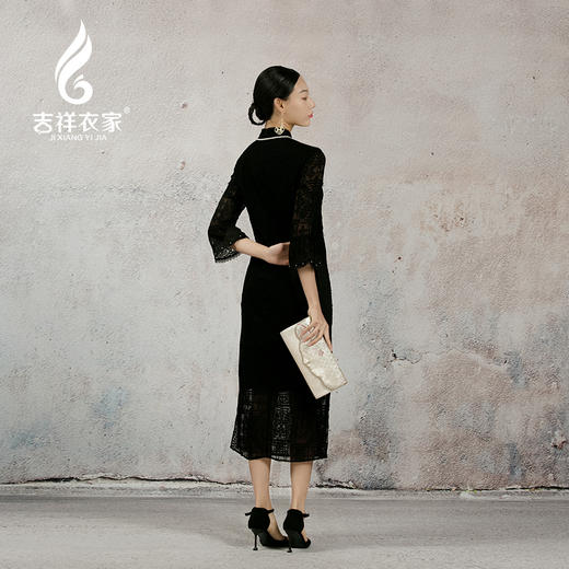吉祥衣家新中式国风春夏款高端气质显瘦修身女装黑美人珍珠连衣裙 商品图4
