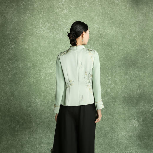 吉祥衣家新中式国风春季新款圆领高端显瘦修身女装露华凝金缕上衣 商品图2