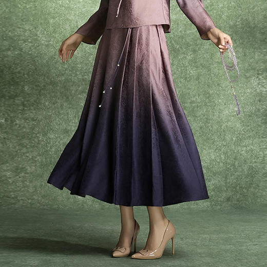 吉祥衣家新中式国风紫色渐变晕染高端气质修身女装下衣紫烟缈半裙 商品图3