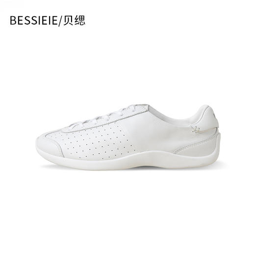 BESSIEIE/贝缌 头层牛羊皮  复古系带芭蕾小白鞋休闲轻薄运动德训鞋百搭 商品图6